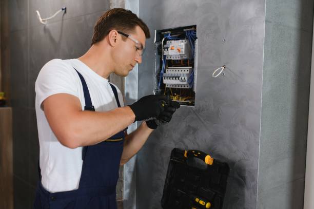 Best Affordable Emergency Electrician  in Poynette, WI